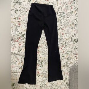 alo Yoga flared leggings, size small (short), black